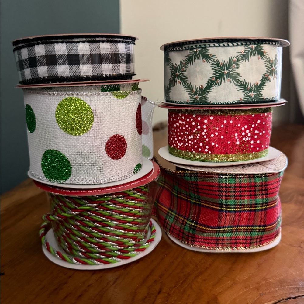 ⭐️2/$12 -6 Spools Holiday Craft Gift Wrap Christmas Ribbon for glitter red green